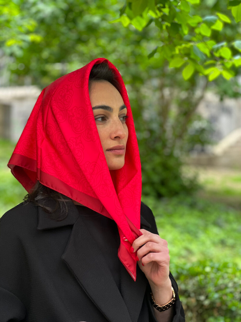 აბრეშუმის თავსაბურავი Cherry - Image 2